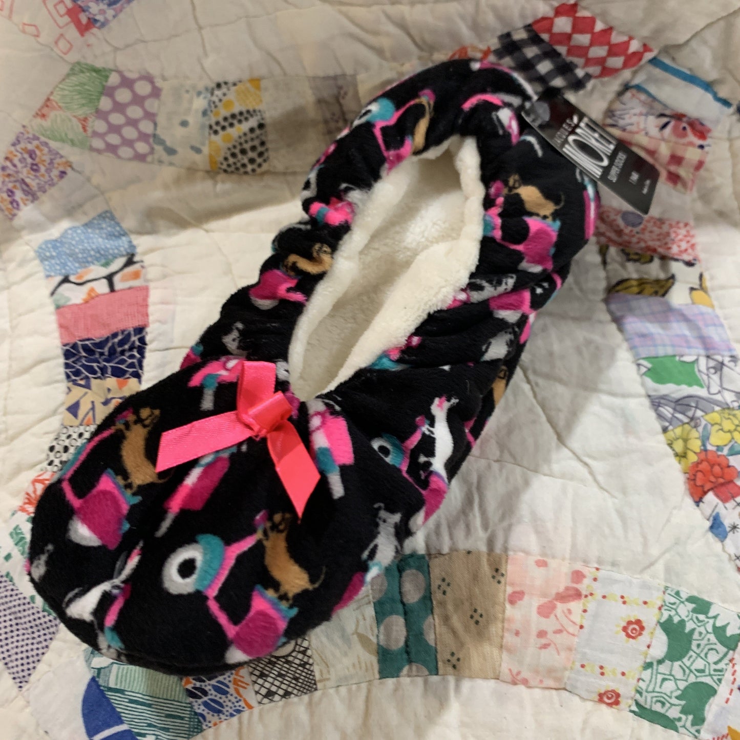 https://s3.commentsold.com/found_downtown/products/qgVQFpYvwhszcxF7lnaJvzvqjuBqHmYhBb8gWgNK.jpg,https://s3.commentsold.com/found_downtown/products/y60S1oRe7ZUlyoEVDgPrATQQDdCMrDo38jwEFCYf.jpg