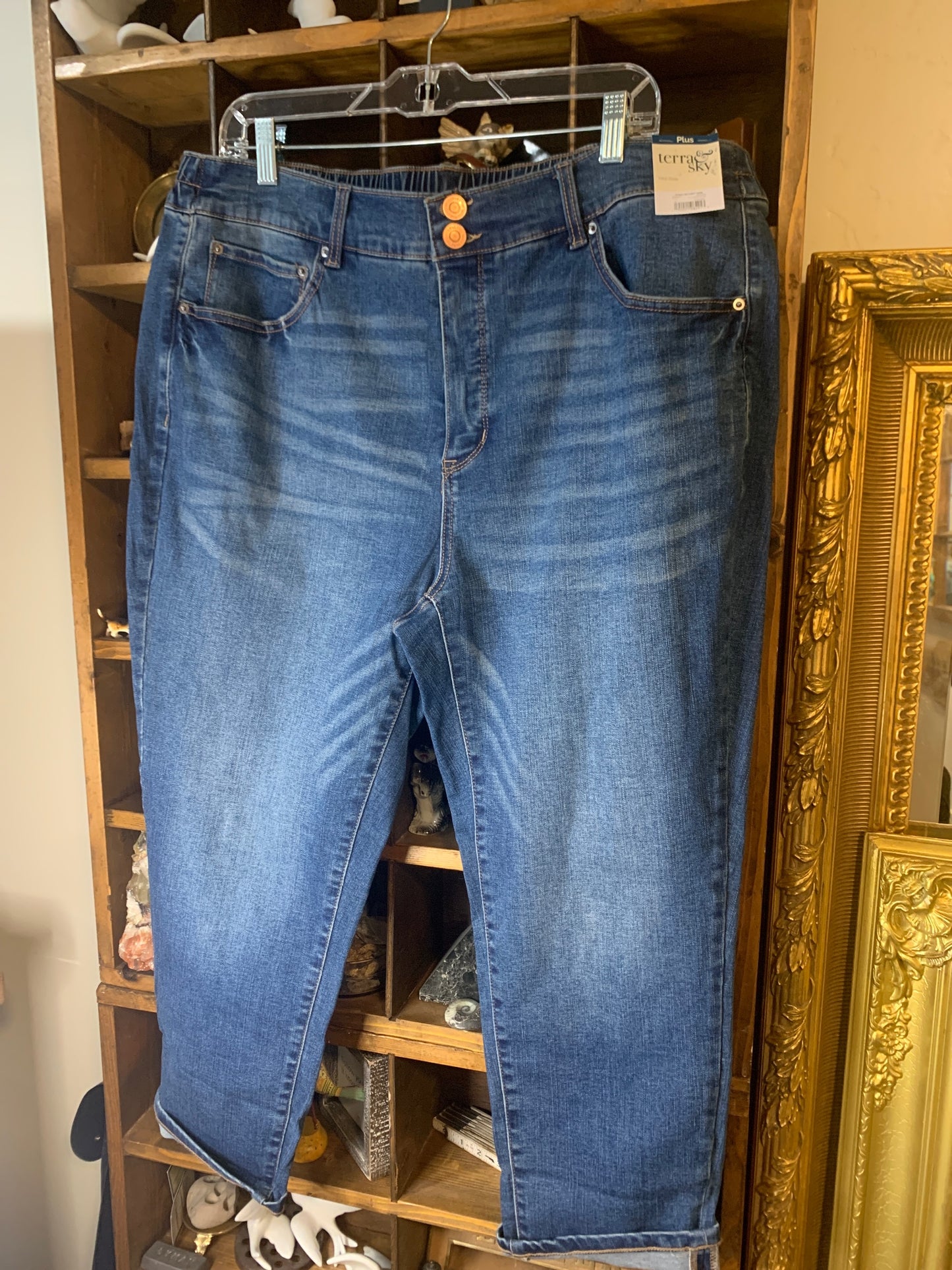 1X Terra Sky Womens Pants Blue stretch denim, distressed pole on curvy capri mid rise Plus  New